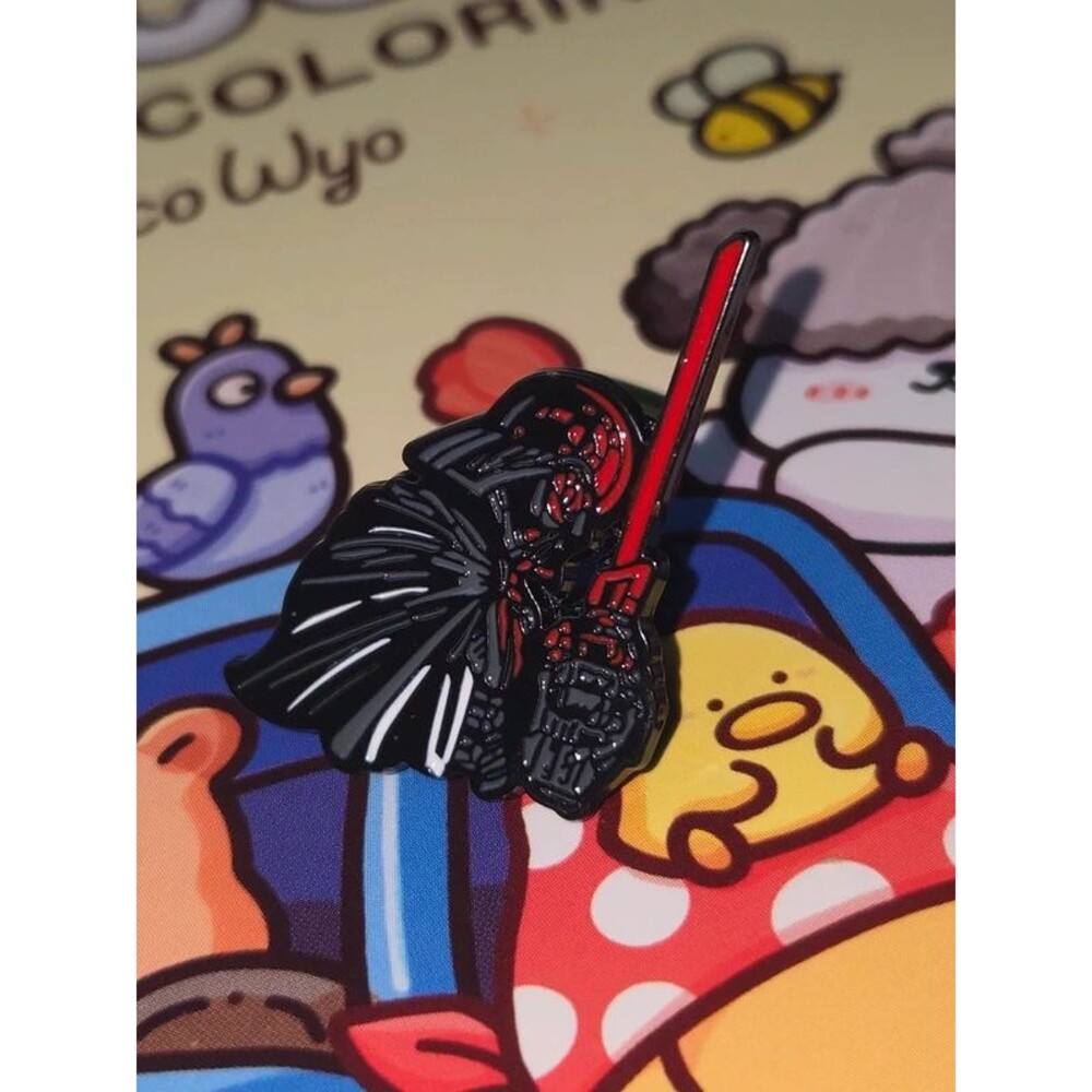 Black red Darth Vader Star Wars Disney enamel pin